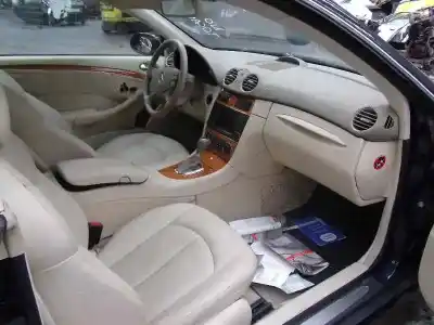 Verschrottungsfahrzeug mercedes-benz clase clk (w209) coupe 270 cdi (209.316) des jahres 2005 angetrieben om612967