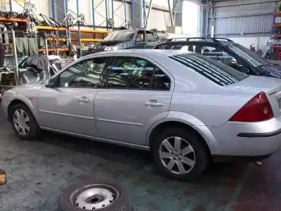 Veicolo di demolizione ford mondeo berlina (ge) ambiente dell'anno 2001 alimentato cjba