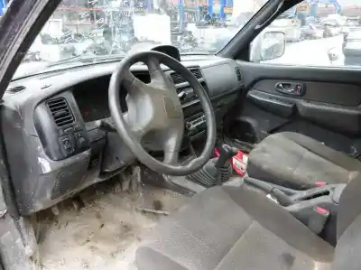 Здавання транспортного засобу mitsubishi l 200 (k6/7) 2500 td glx року 2002 потужний 4d56