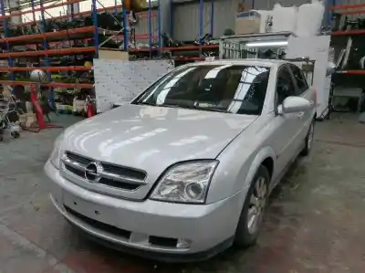 Véhicule à la ferraille opel vectra c berlina elegance de l'année 2003 alimenté y22dtr