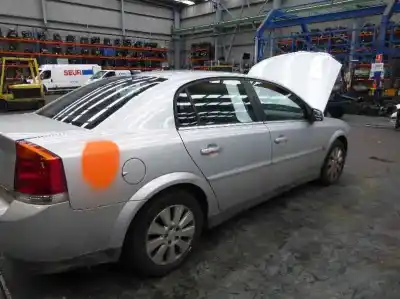 Véhicule à la ferraille opel vectra c berlina elegance de l'année 2003 alimenté y22dtr