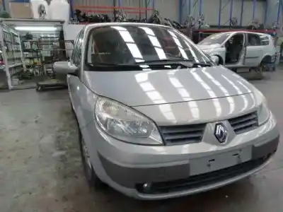 Scrapping Vehicle renault scenic ii luxe privilege of the year 2005 powered f9qd812