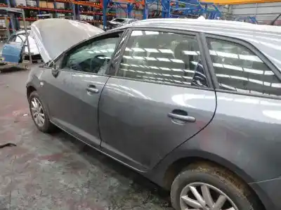 Veículo de Sucata seat ibiza st (6j8) style do ano 2013 alimentado cayc