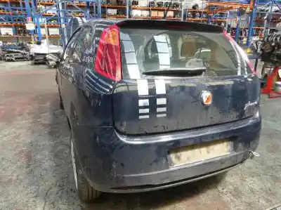 Hurda Aracı fiat grande punto (199_) 1.3 d multijet (199.axd11, 199.axd1a, 199.axd1b,... yılın 2009 güçlü 199a3000