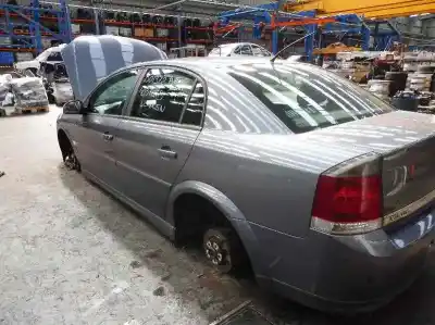 Veicolo di demolizione opel vectra c berlina comfort dell'anno 2004 alimentato y22dtr