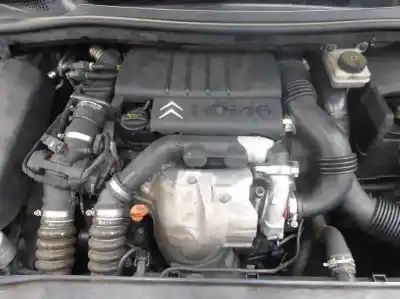 Veículo de Sucata citroen c4 berlina sx do ano 2004 alimentado 9hx