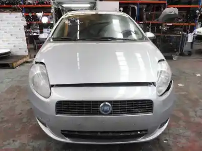 Veicolo di demolizione FIAT GRANDE PUNTO (199) 1.3 16V JTD CAT dell'anno 2007 alimentato 199A2000