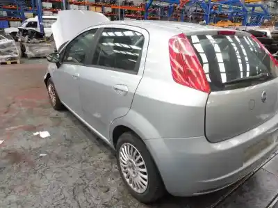 Veículo de Sucata fiat grande punto (199) 1.3 16v jtd cat do ano 2007 alimentado 199a2000