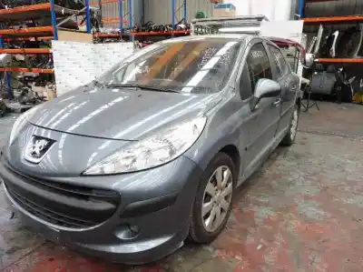Véhicule à la ferraille peugeot 207 sport de l'année 2006 alimenté nfu