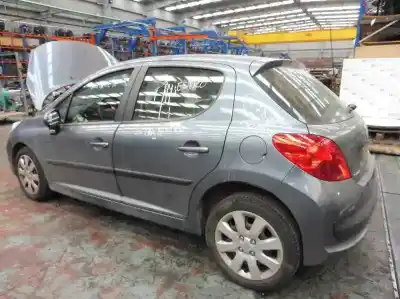 Véhicule à la ferraille peugeot 207 sport de l'année 2006 alimenté nfu