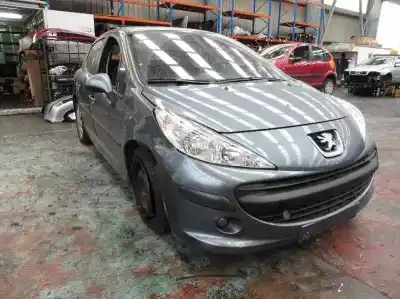 Véhicule à la ferraille peugeot 207 sport de l'année 2006 alimenté nfu