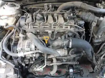 Veículo de Sucata kia cerato 2.0 lx crdi familiar do ano 2006 alimentado d4ea
