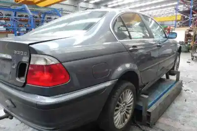 Здавання транспортного засобу bmw serie 3 berlina (e46) 330d року 2000 потужний m57d30
