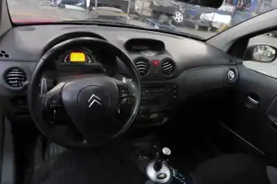 Vehicul casat citroen c2 vtr al anului 2004 alimentat nfutu5jp4