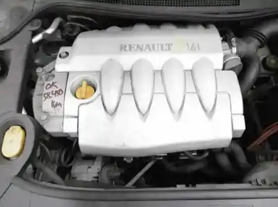 Veículo de Sucata otras marcas megane ii berlina 3p confort authentique do ano 2004 alimentado k4mt760