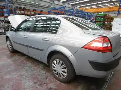 Здавання транспортного засобу renault megane ii classic berlina confort expression року 2004 потужний f9q800