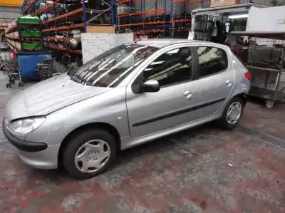 Здавання транспортного засобу peugeot                                            206 berlina                                                                                                                                                                                                                                                x-line                                                                                                                                                                                                                                                     року 2003 потужний 8hx