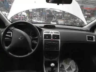 Утилизация автомобиля peugeot 307 break / sw (s1) sw pack года 2005 питание 9hy