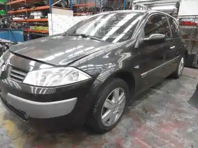 Vehicul casat renault megane ii berlina 5p confort authentique al anului 2004 alimentat f9q800