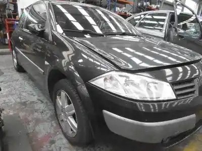 Vehicul casat renault megane ii berlina 5p confort authentique al anului 2004 alimentat f9q800