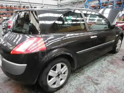Vehicul casat renault megane ii berlina 5p confort authentique al anului 2004 alimentat f9q800