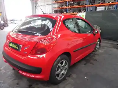 Véhicule à la ferraille peugeot 207 x-line de l'année 2006 alimenté kfuet3j4
