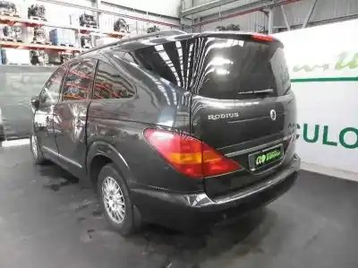 Здавання транспортного засобу ssangyong rodius xdi року 2009 потужний d27dt