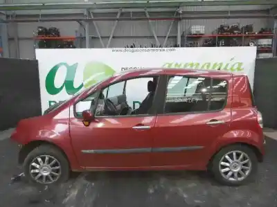 Veicolo di demolizione RENAULT                                            MODUS                                                                                                                                                                                                                                                      Confort Dynamique                                                                                                                                                                                                                                          dell'anno 2005 alimentato K9K750