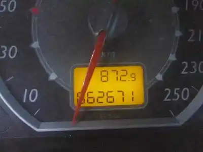 Veículo de Sucata citroen c5 berlina 2.0 exclusive do ano 2006 alimentado rhr