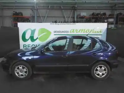 Verschrottungsfahrzeug SEAT LEON (1M1) Signo des Jahres 2002 angetrieben ASV