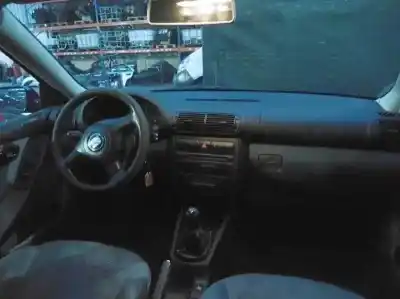 Veículo de Sucata seat leon (1m1) signo do ano 2002 alimentado asv