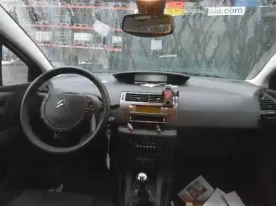 Véhicule à la ferraille citroen c4 berlina cool de l'année 2009 alimenté 9hx