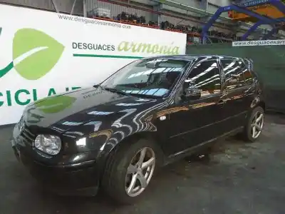 Veículo de Sucata volkswagen                                         golf iv berlina (1j1)                                                                                                                                                                                                                                      highline                                                                                                                                                                                                                                                   do ano 2002 alimentado asz