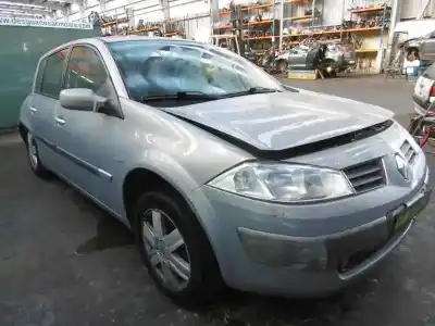Veículo de Sucata otras marcas megane ii berlina 3p confort dynamique do ano 2005 alimentado k9kp732