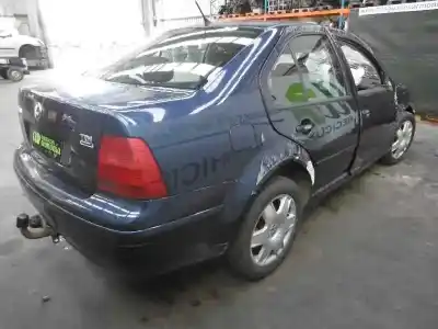 Здавання транспортного засобу volkswagen bora berlina (1j2) highline року 2004 потужний asz