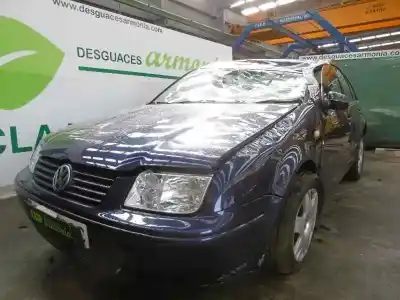 Здавання транспортного засобу volkswagen bora berlina (1j2) highline року 2004 потужний asz
