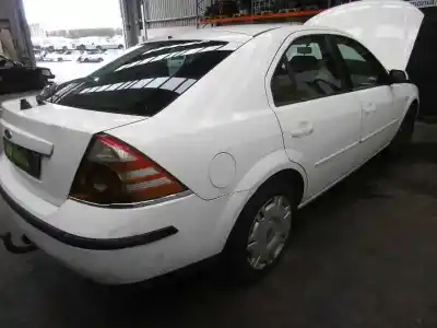 Veicolo di demolizione ford mondeo berlina (ge) trend dell'anno 2001 alimentato d6ba
