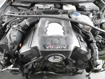 Sloopvoertuig volkswagen passat berlina (3b3) 2.8 v6 30v van het jaar 2002 aangedreven amx