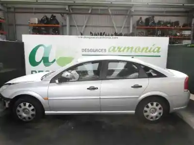 Veículo de Sucata OPEL VECTRA C BERLINA Essentia do ano 2008 alimentado Z19DT