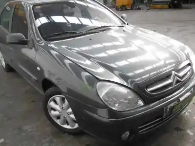 Veículo de Sucata citroen xsara berlina 2.0i 16v exclusive do ano 2004 alimentado rfnew10j4