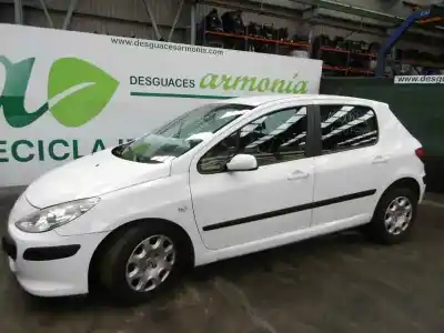 Здавання транспортного засобу PEUGEOT 307 BERLINA (S2) XR року 2006 потужний 9HX