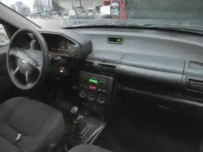 Здавання транспортного засобу land rover freelander (ln) hse familiar року 2003 потужний 204d3