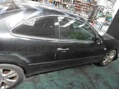 Здавання транспортного засобу mercedes-benz clase clk (w208) coupe 320 (208.365) року 1998 потужний m112940