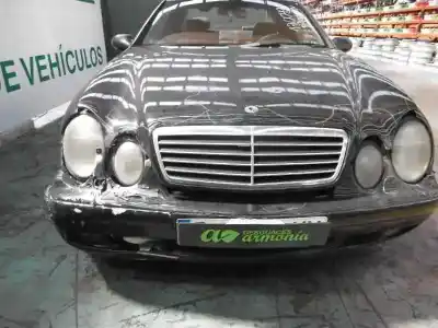 Здавання транспортного засобу mercedes-benz clase clk (w208) coupe 320 (208.365) року 1998 потужний m112940