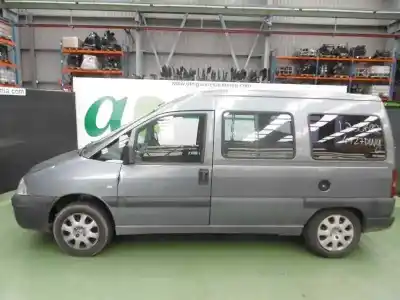 Vehicul casat PEUGEOT                                            EXPERT KASTEN KOMFORT                                                                                                                                                                                                                                      Confort acristalato Largo                                                                                                                                                                                                                                  al anului 2006 alimentat RHXDW10BTED