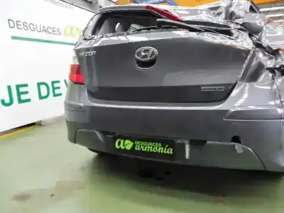 Sloopvoertuig hyundai i30 comfort van het jaar 2011 aangedreven d4fb