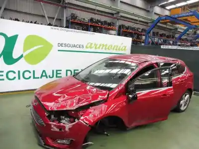 Véhicule à la ferraille ford                                               focus lim. (cb8)                                                                                                                                                                                                                                           trend                                                                                                                                                                                                                                                      de l'année 2016 alimenté m1dd