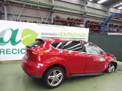 Véhicule à la ferraille ford                                               focus lim. (cb8)                                                                                                                                                                                                                                           trend                                                                                                                                                                                                                                                      de l'année 2016 alimenté m1dd