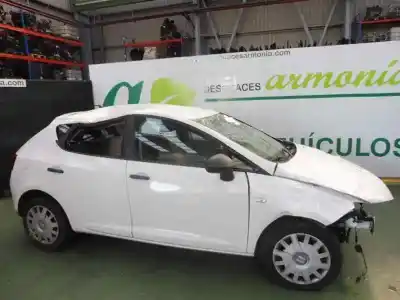 Veículo de Sucata seat ibiza (6j5) reference do ano 2010 alimentado bms