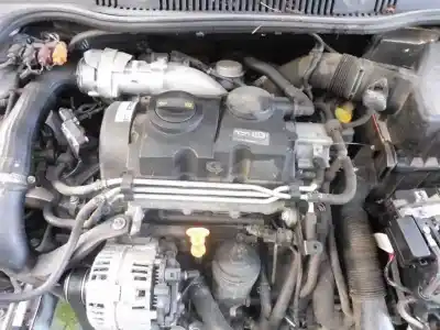 Veículo de Sucata seat ibiza (6j5) reference do ano 2010 alimentado bms